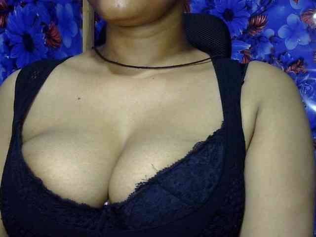 Nusrat-Mimi webcam
