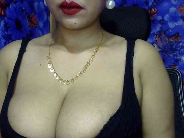 Nusrat-Mimi webcam