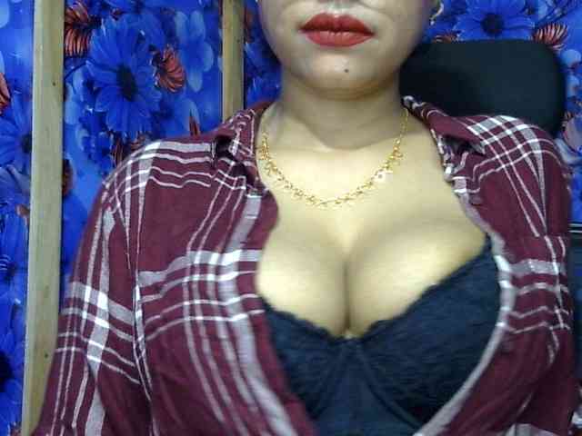 Nusrat-Mimi webcam