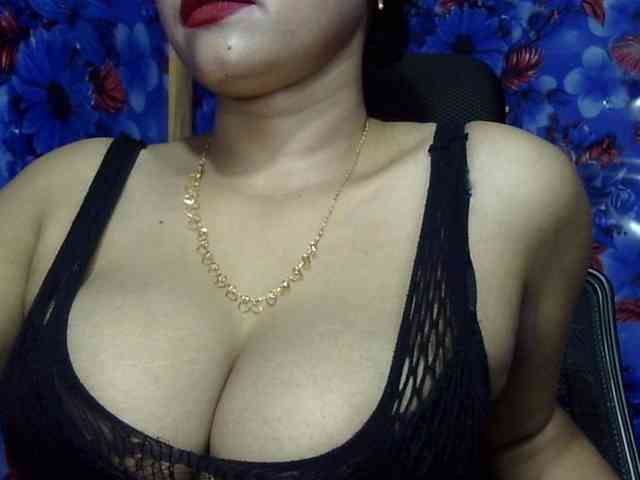 Nusrat-Mimi webcam