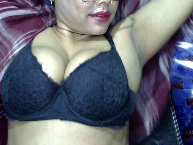 Nusrat-Mimi webcam