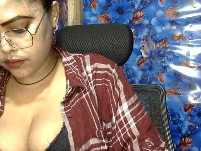 Nusrat-Mimi webcam