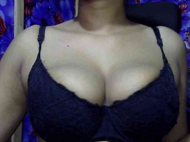Nusrat-Mimi webcam