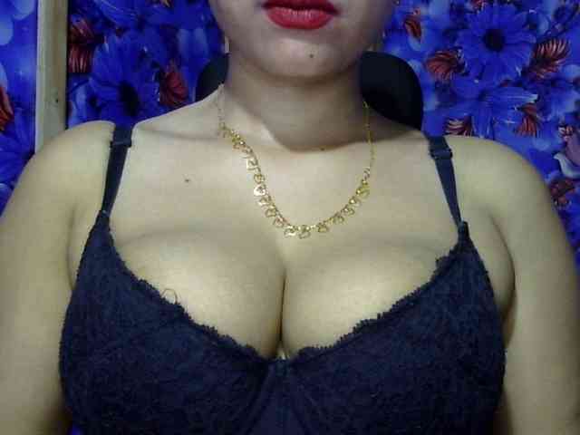 Nusrat-Mimi webcam