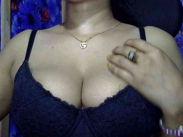 Nusrat-Mimi webcam
