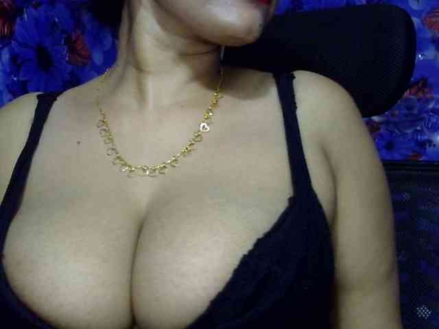 Nusrat-Mimi webcam
