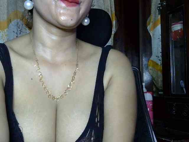 Nusrat-Mimi webcam