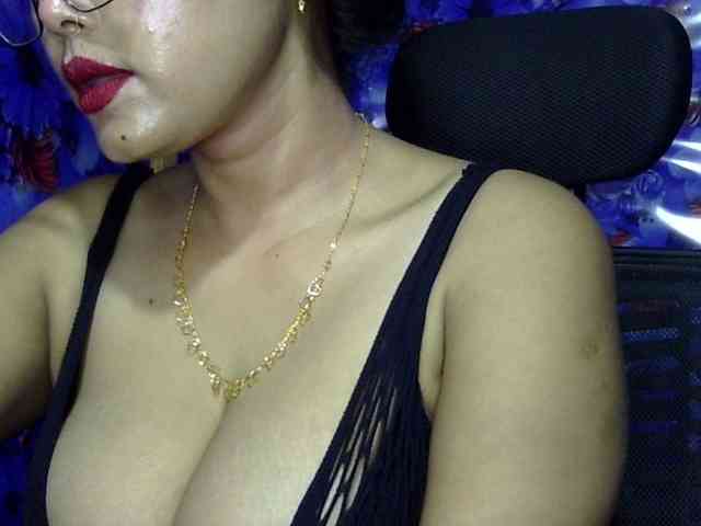 Nusrat-Mimi webcam