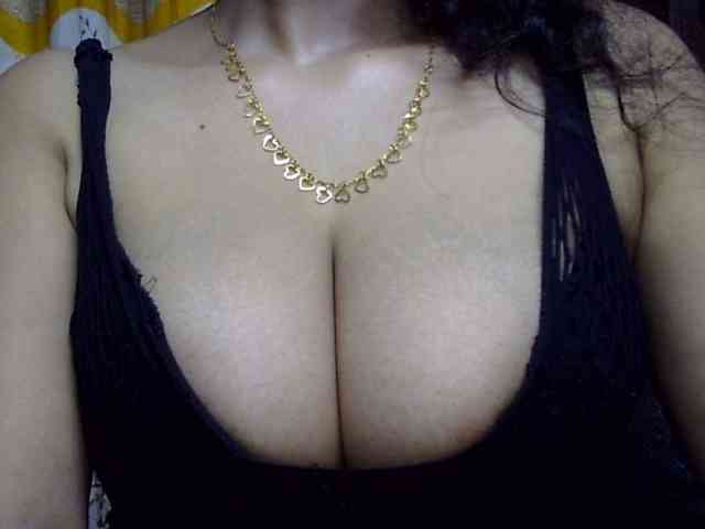 Nusrat-Mimi webcam