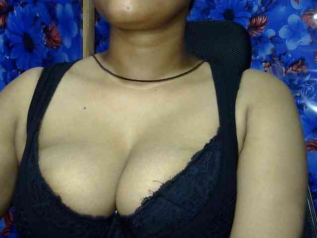 Nusrat-Mimi webcam