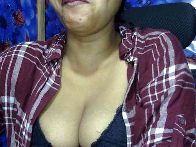 Nusrat-Mimi webcam