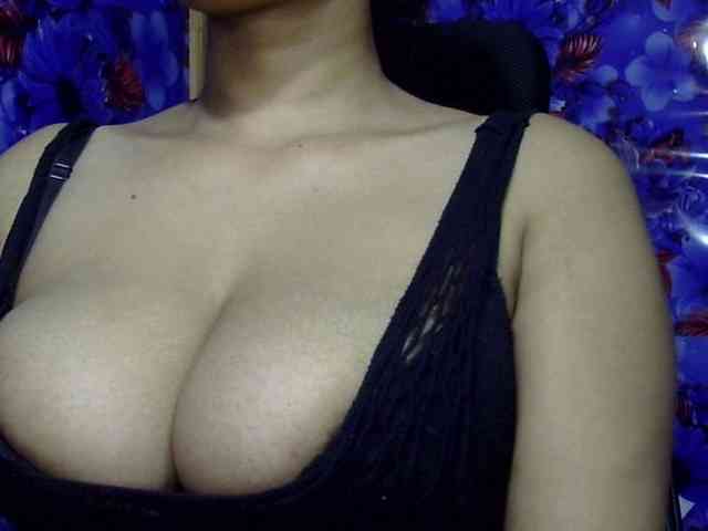 Nusrat-Mimi webcam