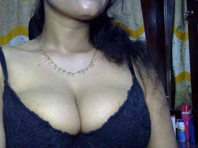 Nusrat-Mimi webcam