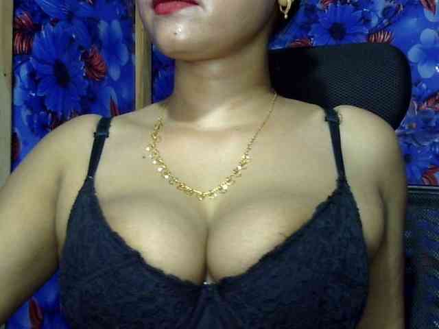 Nusrat-Mimi webcam