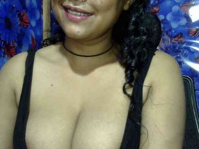 Nusrat-Mimi webcam