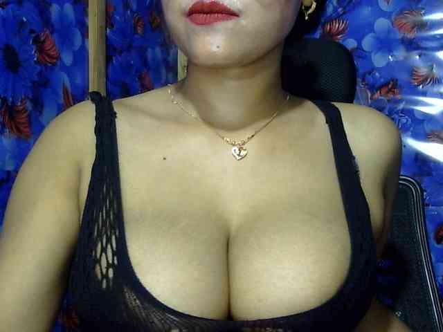 Nusrat-Mimi webcam