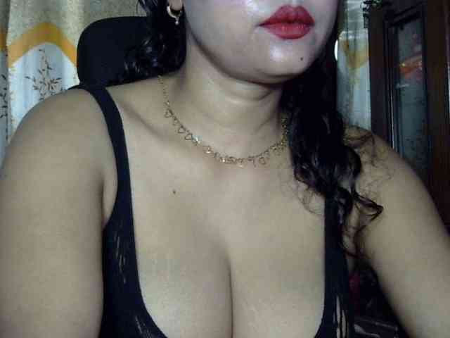 Nusrat-Mimi webcam