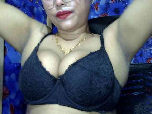 Nusrat-Mimi webcam
