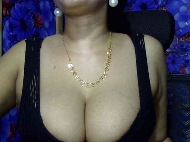 Nusrat-Mimi webcam