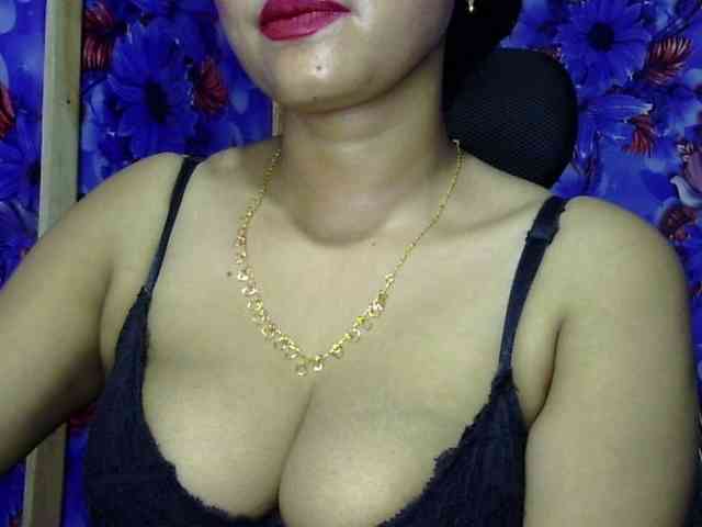 Nusrat-Mimi webcam