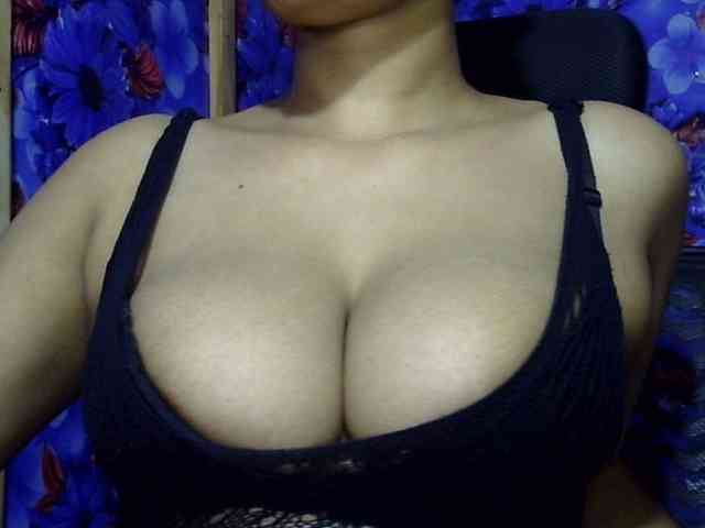 Nusrat-Mimi webcam
