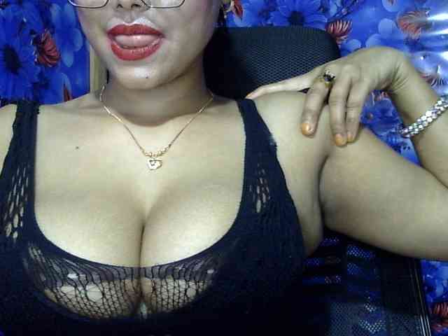 Nusrat-Mimi webcam