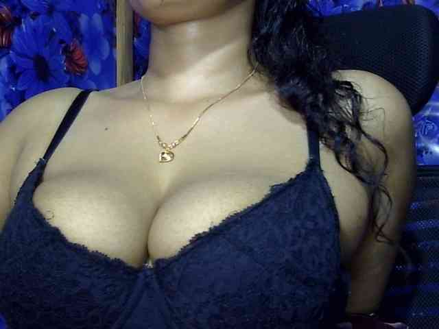 Nusrat-Mimi webcam