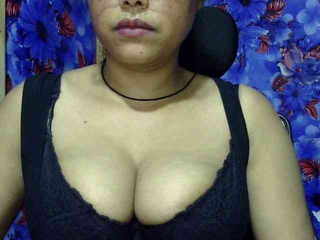 Nusrat-Mimi webcam