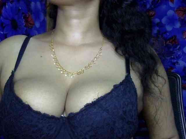 Nusrat-Mimi webcam