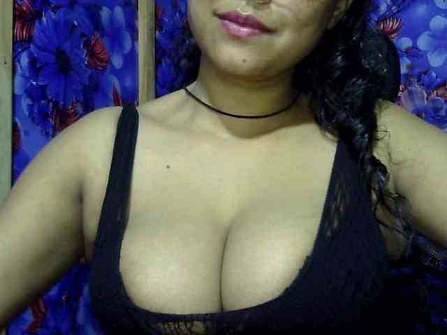 Nusrat-Mimi webcam