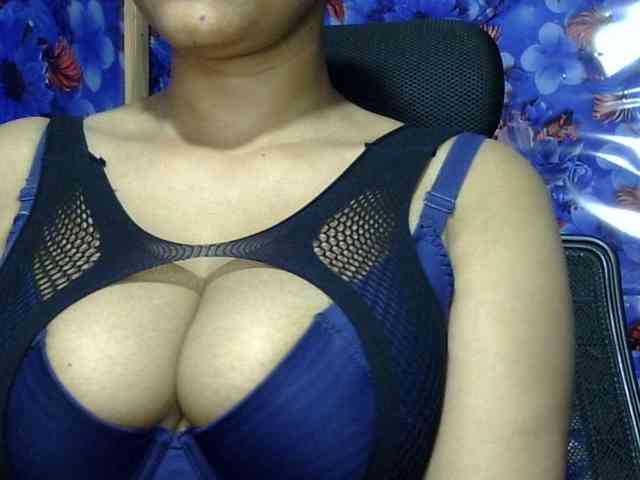 Nusrat-Mimi webcam