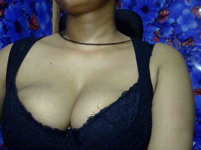Nusrat-Mimi webcam