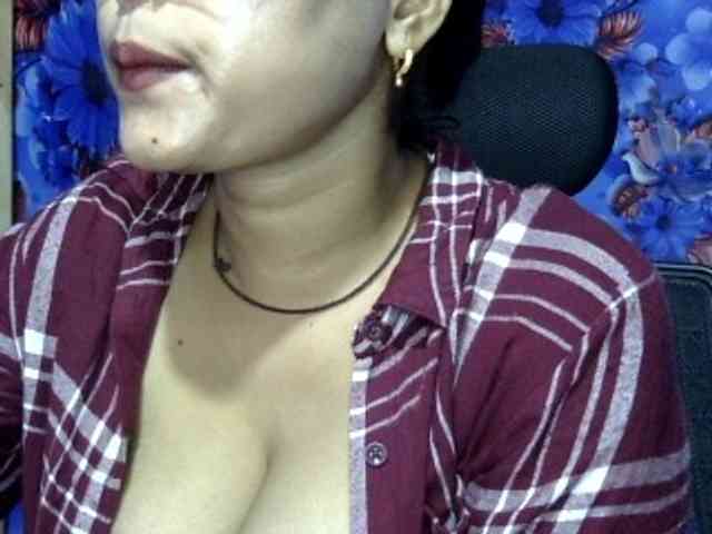 Nusrat-Mimi webcam