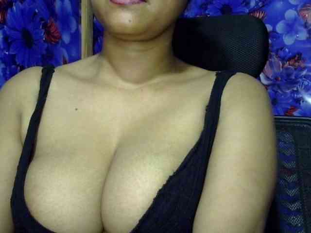 Nusrat-Mimi webcam