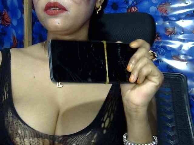 Nusrat-Mimi webcam
