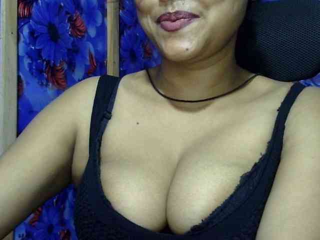 Nusrat-Mimi webcam