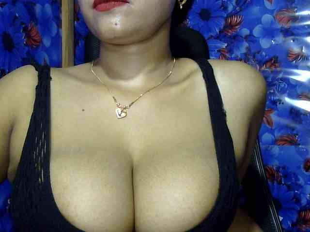 Nusrat-Mimi webcam