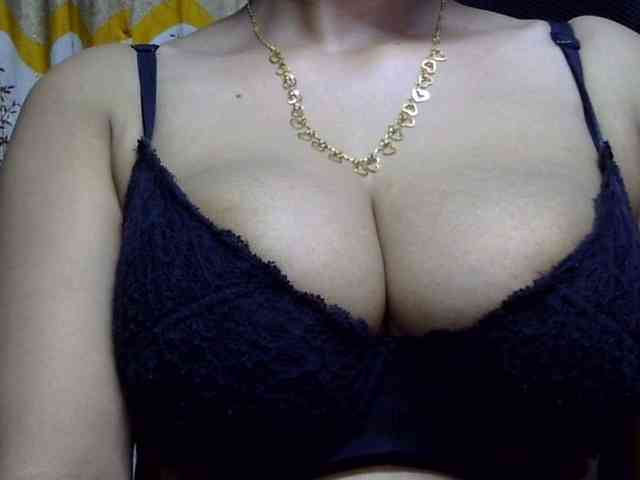 Nusrat-Mimi webcam