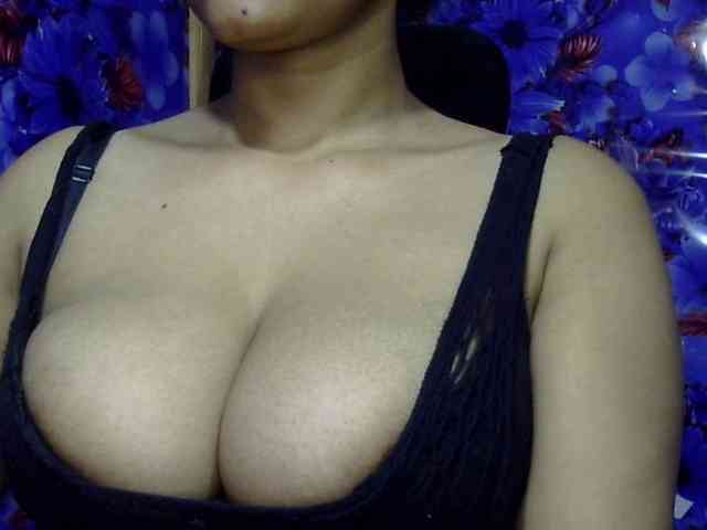 Nusrat-Mimi webcam