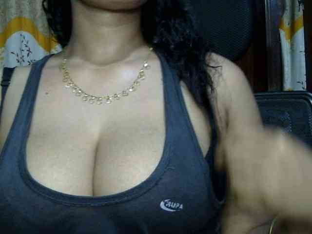 Nusrat-Mimi webcam