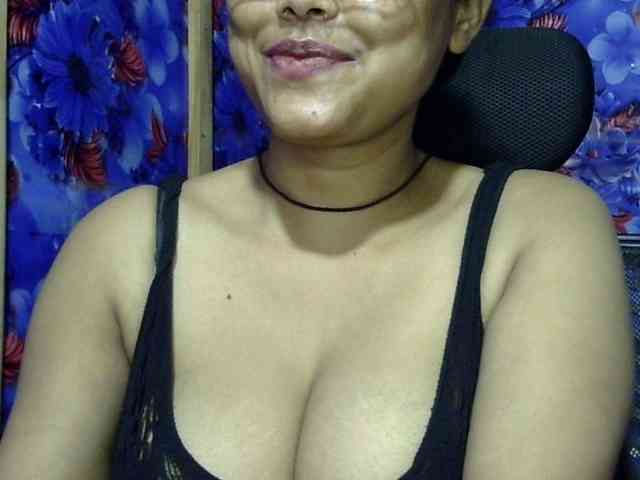 Nusrat-Mimi webcam