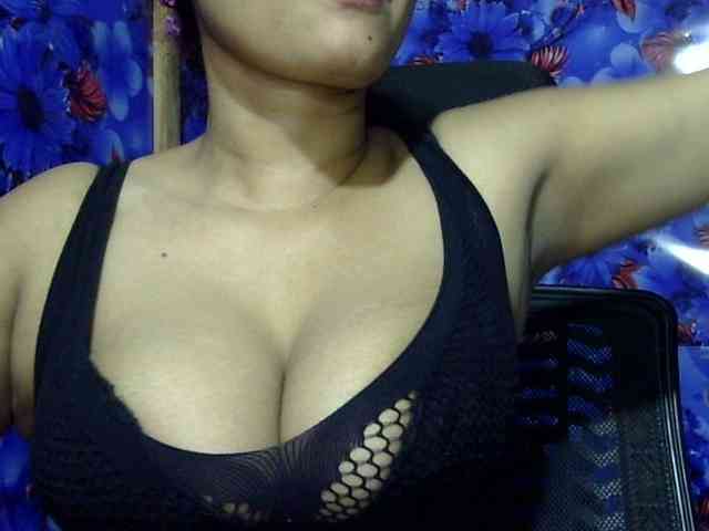Nusrat-Mimi webcam