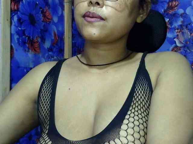 Nusrat-Mimi webcam