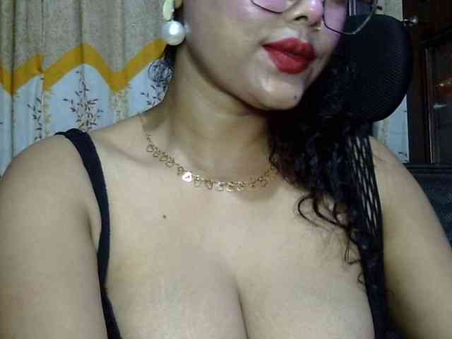 Nusrat-Mimi webcam