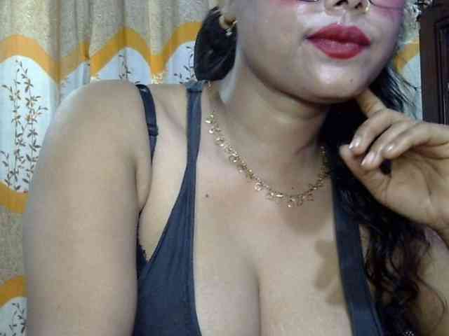 Nusrat-Mimi webcam