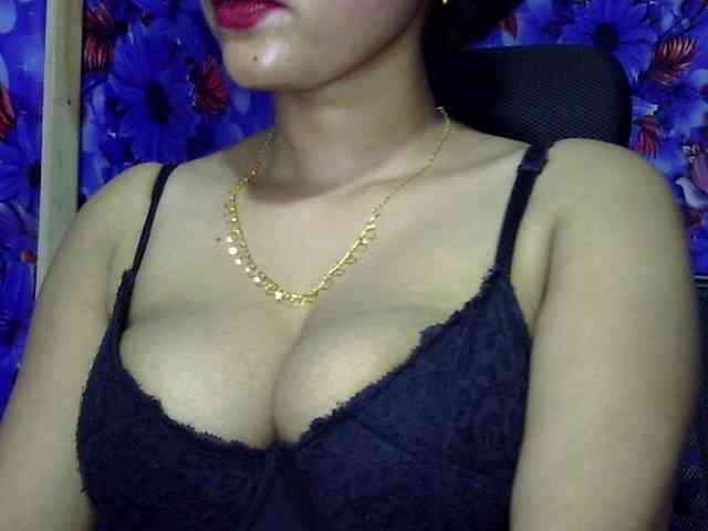 Nusrat-Mimi webcam