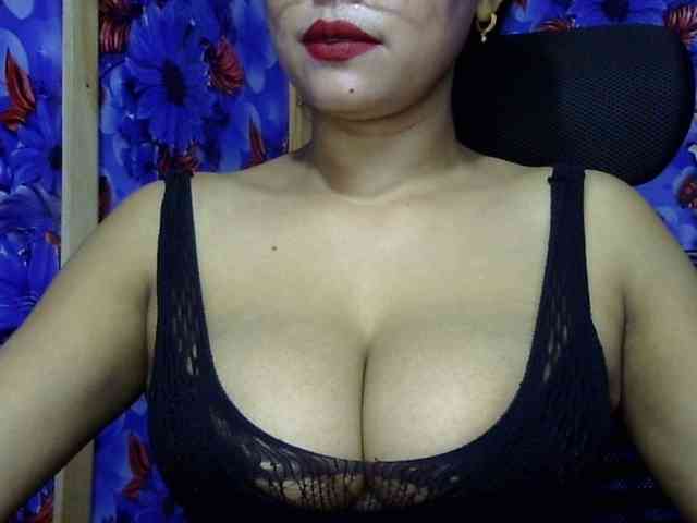 Nusrat-Mimi webcam