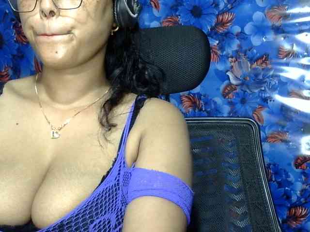 Nusrat-Mimi webcam