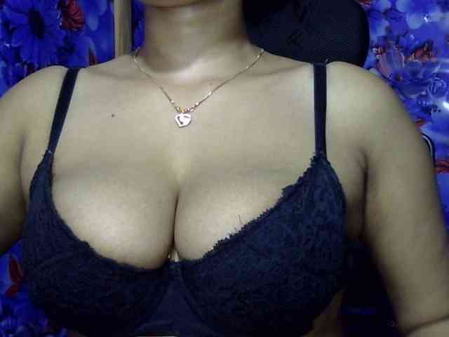 Nusrat-Mimi webcam