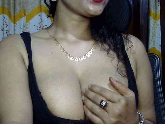 Nusrat-Mimi webcam